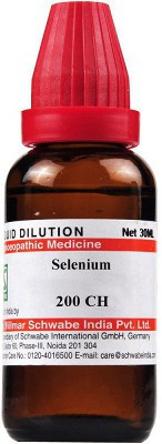A brown glass bottle containing homeopathic liquid dilution labeled "Selenium 200 CH," equipped with a red dropper cap.