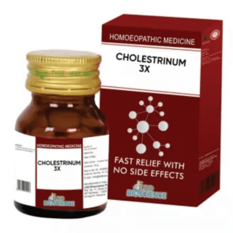A bottle of Cholestrinum 3X homeopathic medicine alongside its packaging, emphasizing fast relief with no side effects.